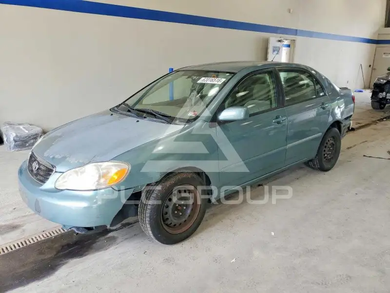2005 Toyota COROLLA фото