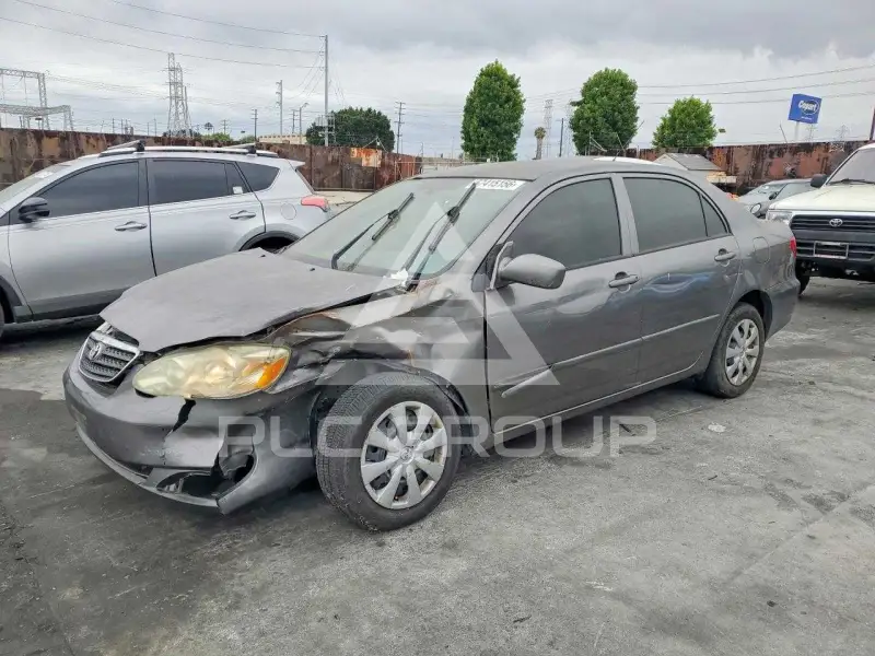2005 Toyota COROLLA фото