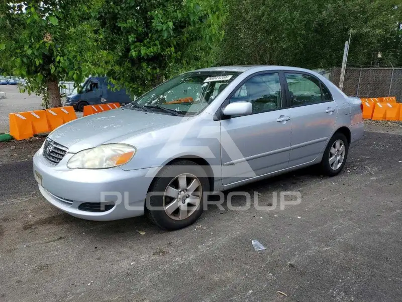 2005 Toyota COROLLA фото
