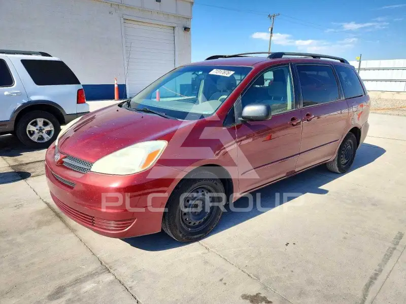 2005 Toyota SIENNA photo