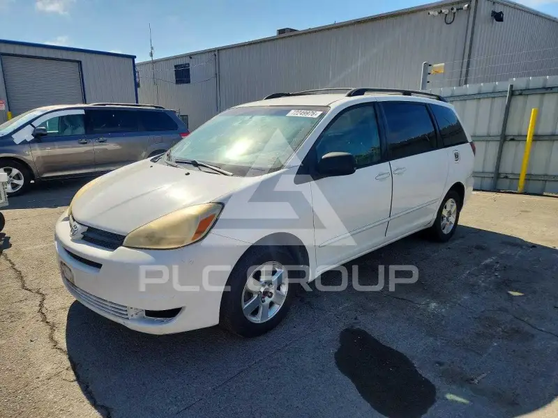2005 Toyota SIENNA photo