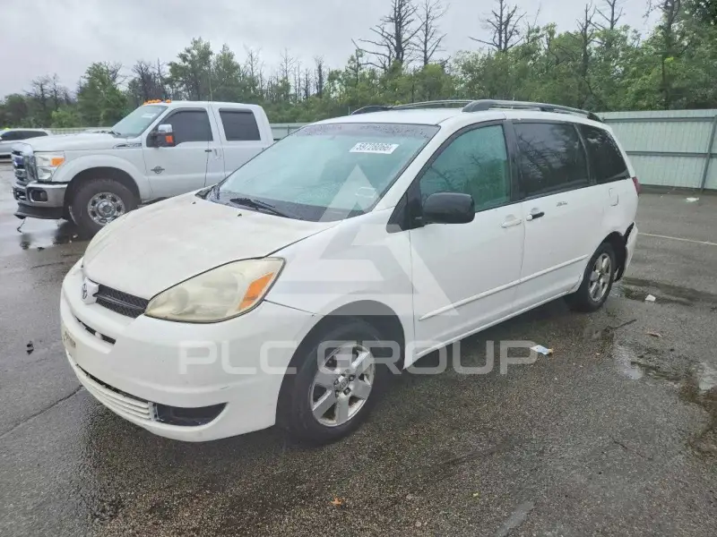 2005 Toyota SIENNA photo