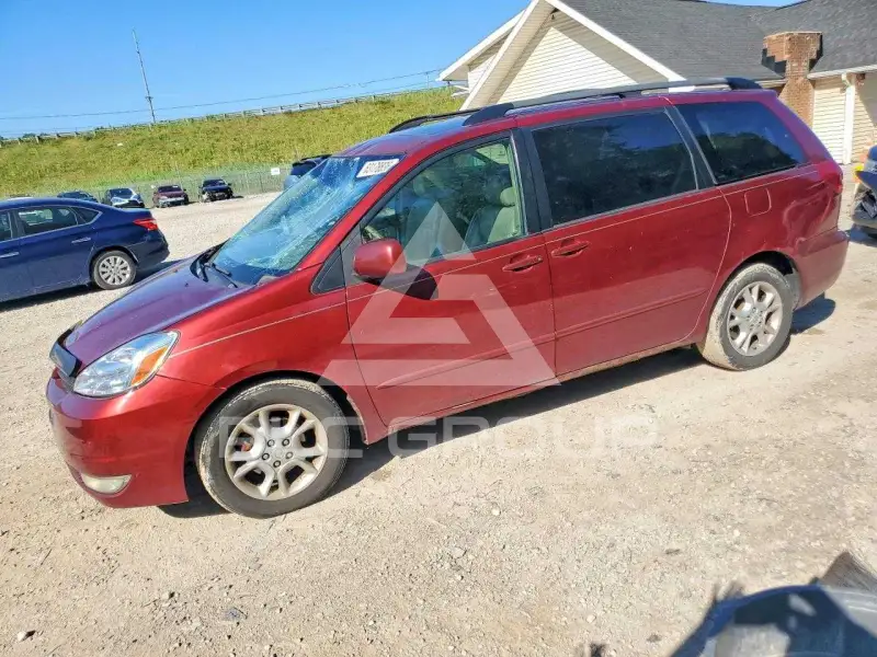 2005 Toyota SIENNA photo