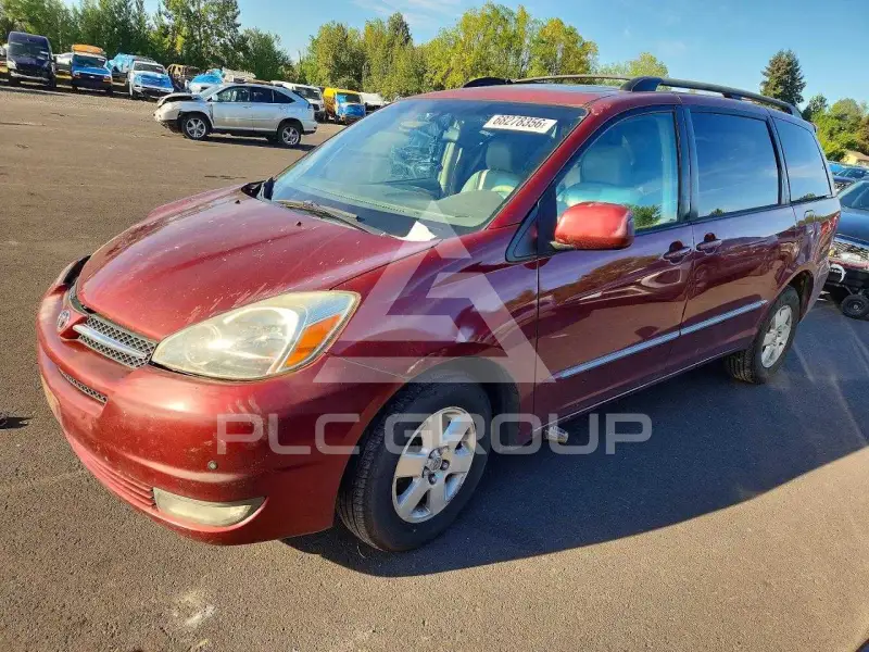 2005 Toyota SIENNA photo