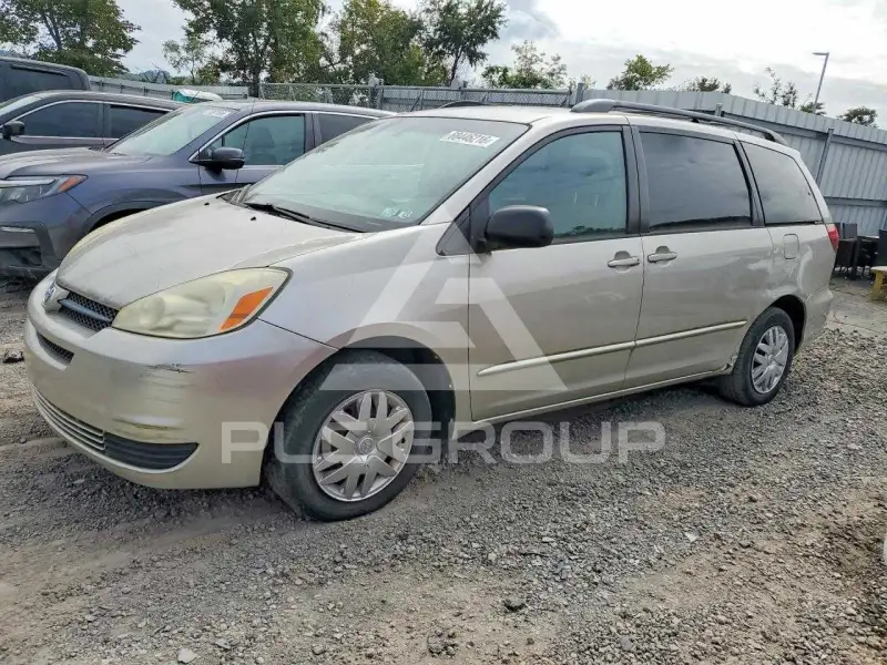 2005 Toyota SIENNA photo