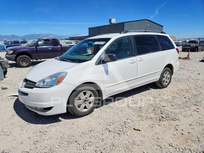 2005 Toyota SIENNA photo
