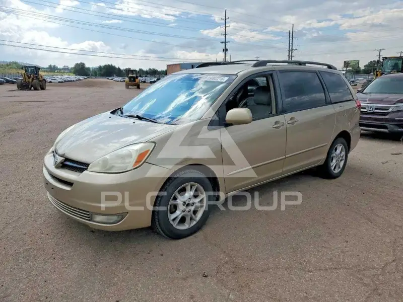 2005 Toyota SIENNA photo