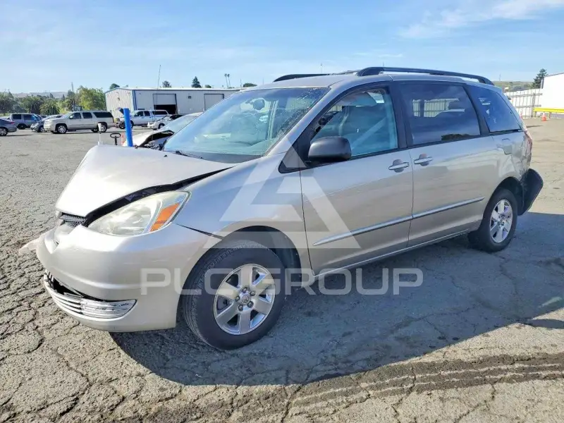 2005 Toyota SIENNA photo