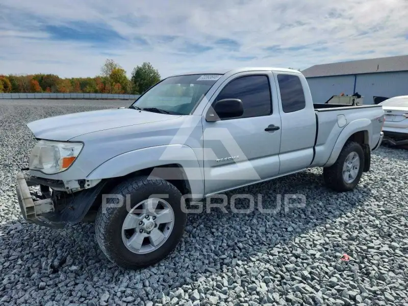 2005 Toyota TACOMA фото