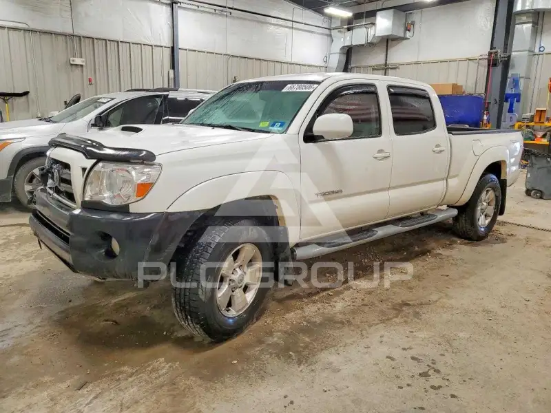 2005 Toyota TACOMA фото