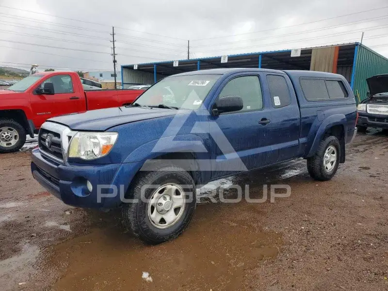 2005 Toyota TACOMA photo