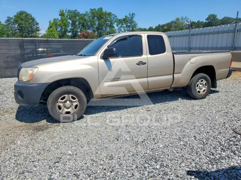 2005 Toyota TACOMA фото