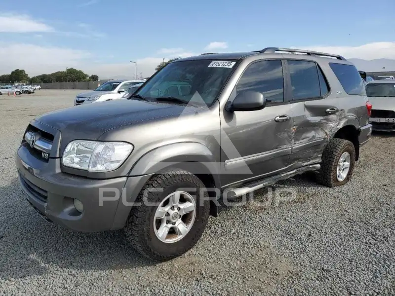 2005 Toyota SEQUOIA фото