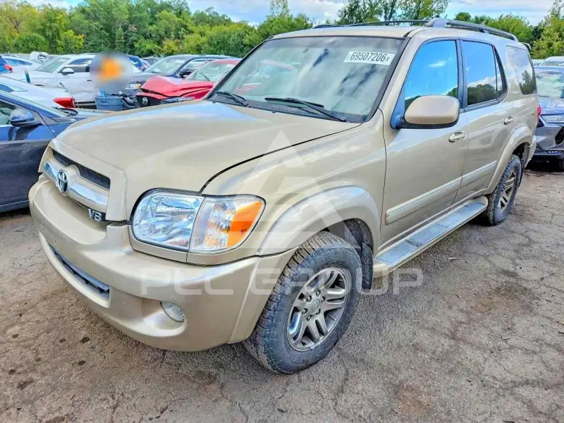 2005 Toyota SEQUOIA photo