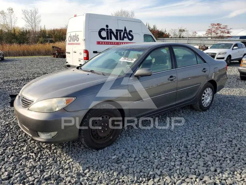 2005 Toyota CAMRY photo