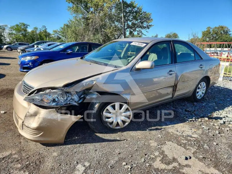 2005 Toyota CAMRY photo