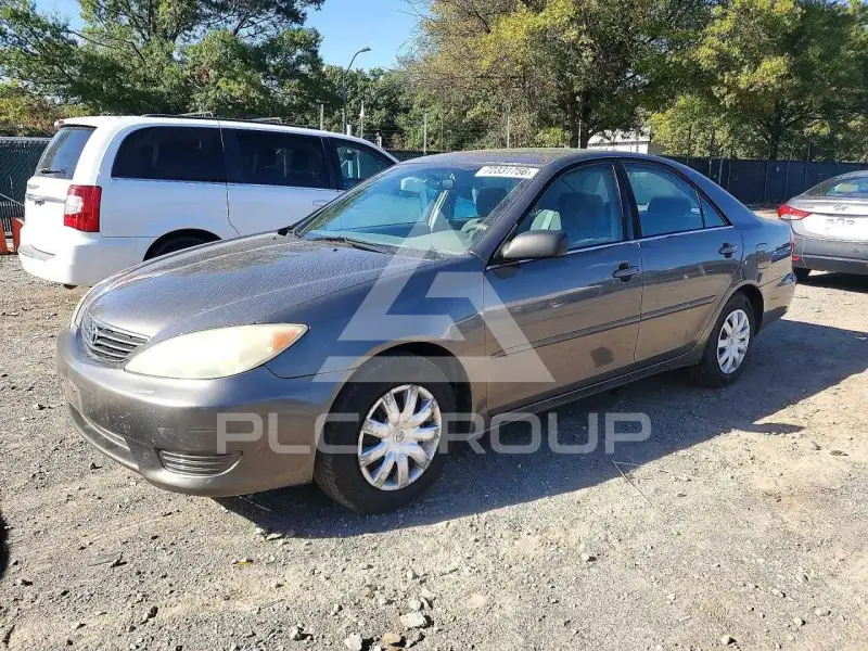 2005 Toyota CAMRY photo
