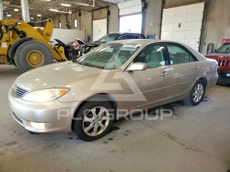 2005 Toyota CAMRY photo