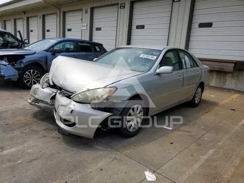 2005 Toyota CAMRY фото