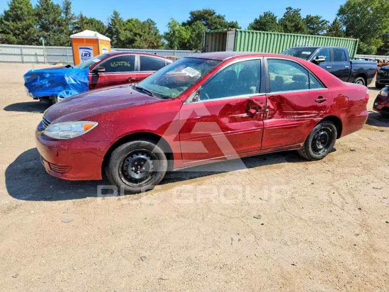 2005 Toyota CAMRY фото