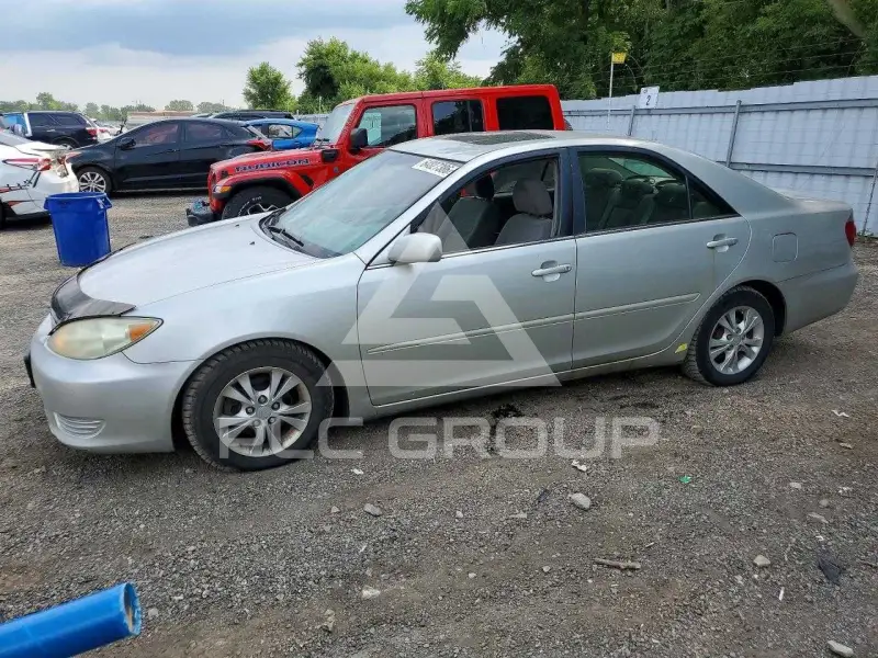 2005 Toyota CAMRY фото