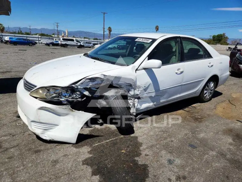 2005 Toyota CAMRY photo