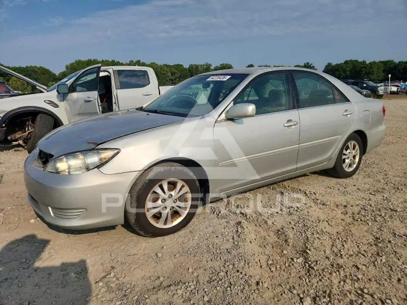 2005 Toyota CAMRY фото