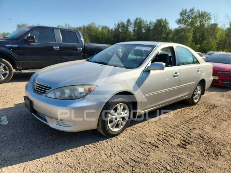 2005 Toyota CAMRY photo