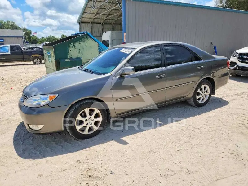 2005 Toyota CAMRY фото