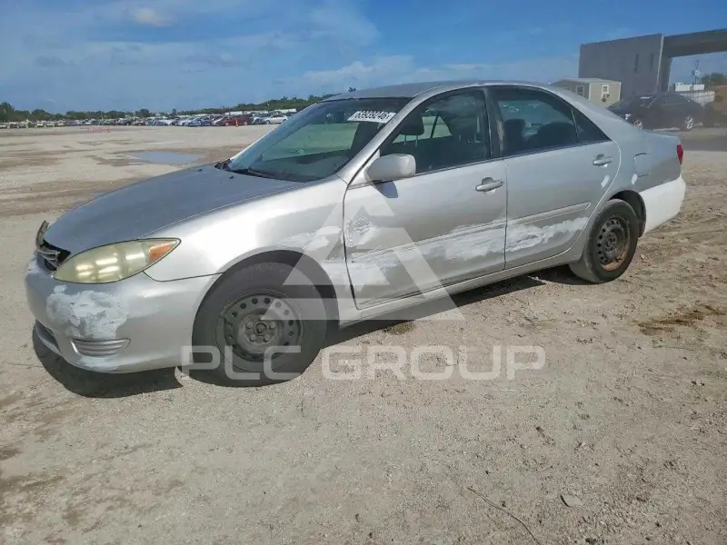 2005 Toyota CAMRY photo