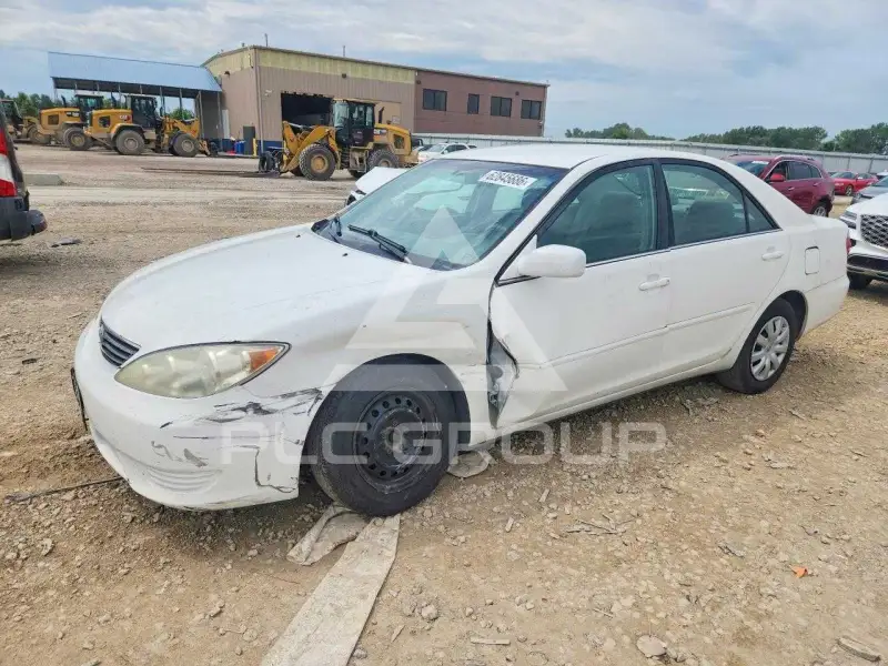 2005 Toyota CAMRY фото