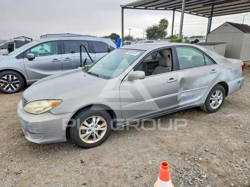 2005 Toyota CAMRY фото