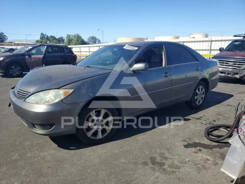 2005 Toyota CAMRY photo