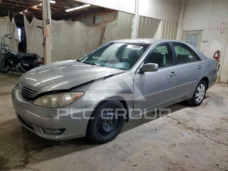 2005 Toyota CAMRY фото