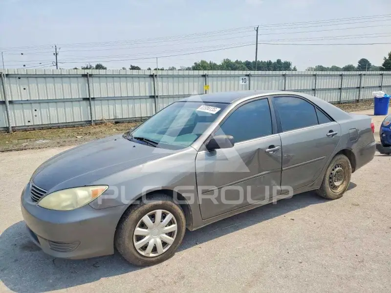 2005 Toyota CAMRY фото