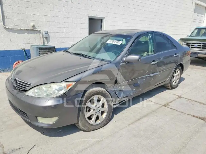 2005 Toyota CAMRY photo