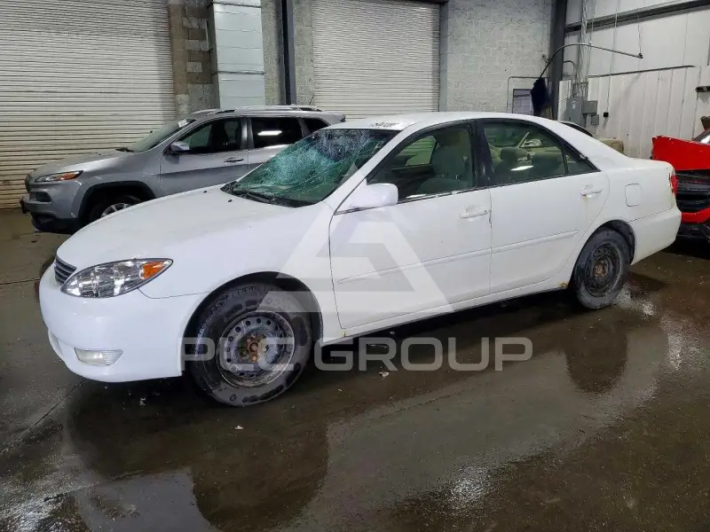 2005 Toyota CAMRY фото