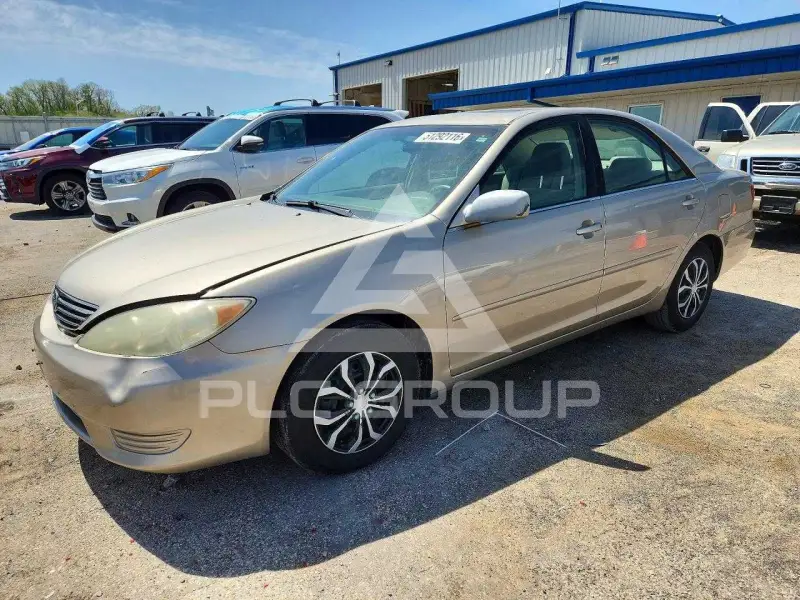 2005 Toyota CAMRY фото
