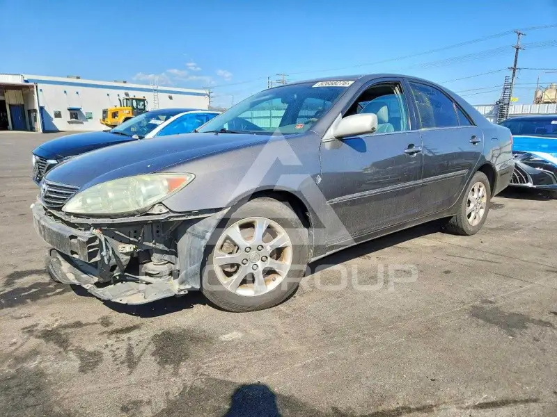2005 Toyota CAMRY photo