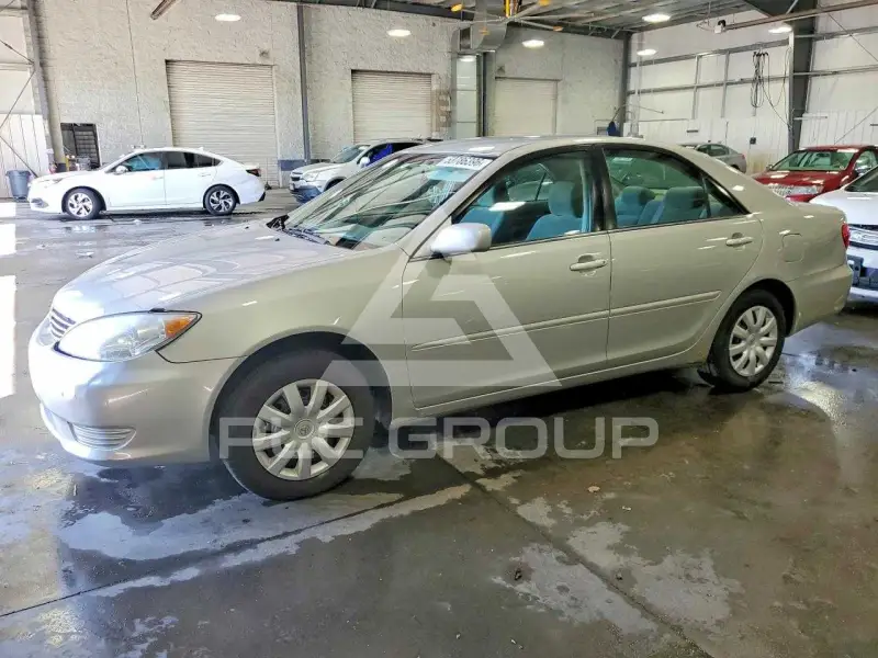 2005 Toyota CAMRY фото