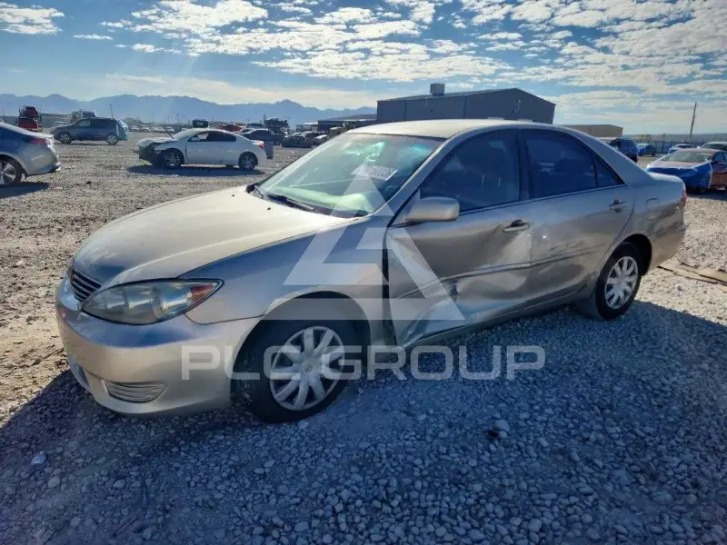 2005 Toyota CAMRY photo