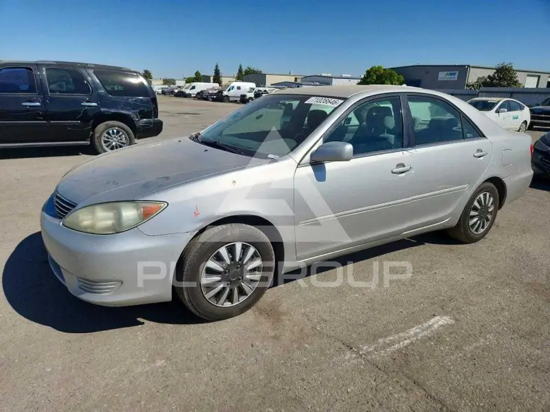 2005 Toyota CAMRY photo