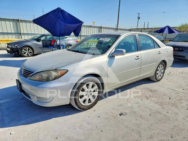 2005 Toyota CAMRY фото