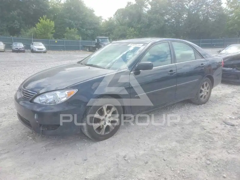 2005 Toyota CAMRY photo