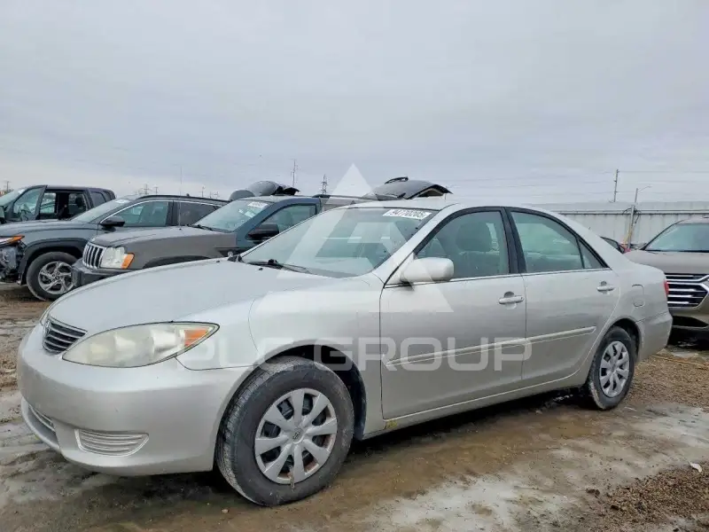 2005 Toyota CAMRY фото
