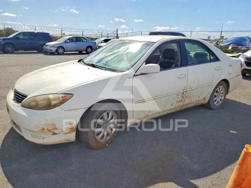 2005 Toyota CAMRY фото