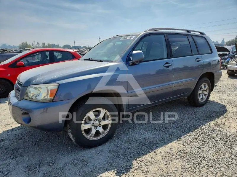 2005 Toyota Highlander photo