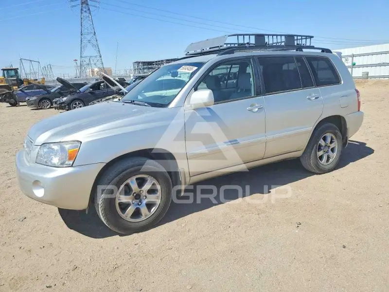 2005 Toyota Highlander photo