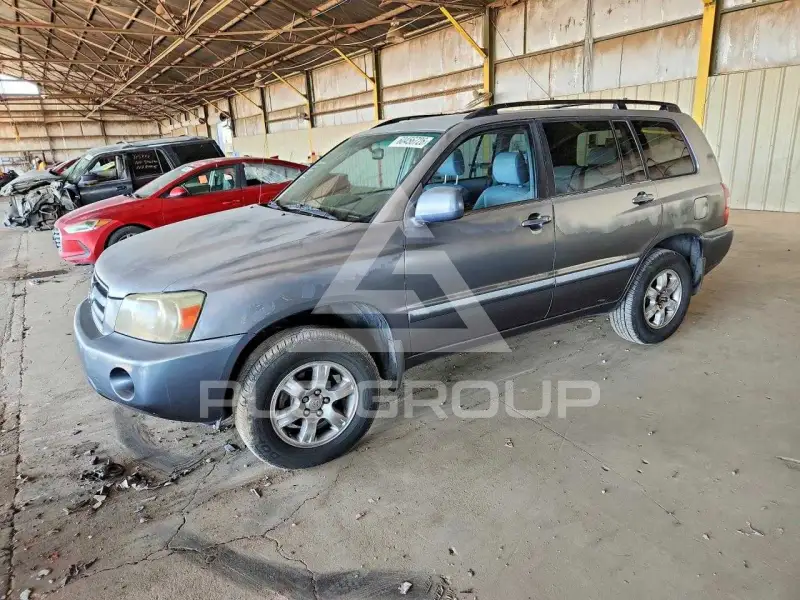 2005 Toyota Highlander photo