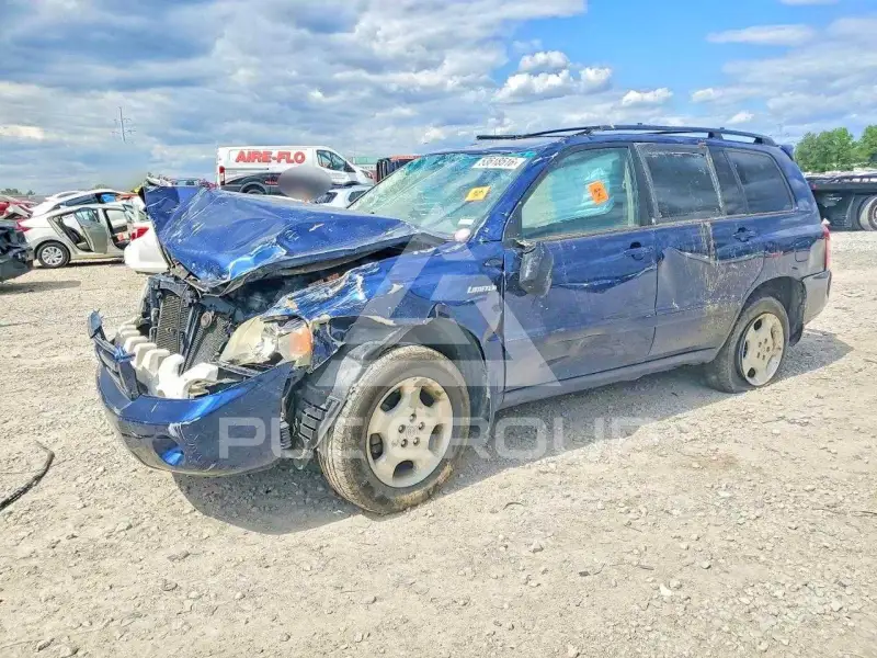 2005 Toyota Highlander photo